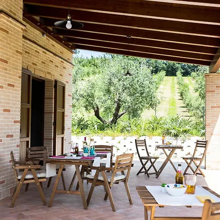 Aurora - Osimo, Nuova Con Piscina ヴィラ