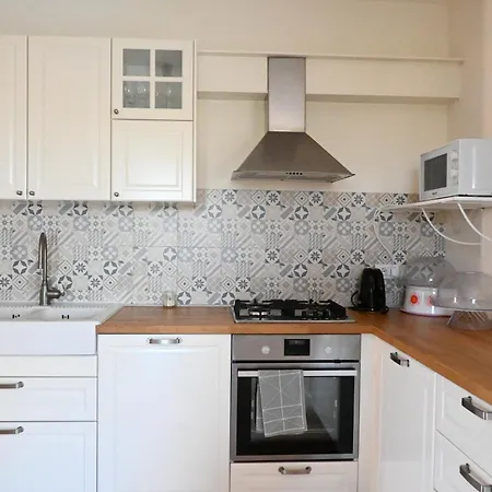 Aurora - Osimo, Nuova Con Piscina * 오시모