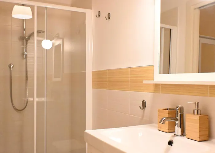 Aurora - Osimo, Nuova Con Piscina *