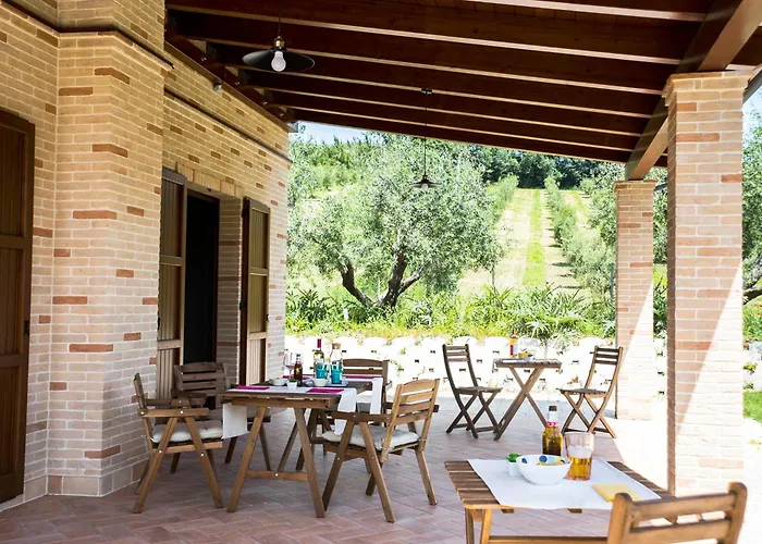 Aurora - Osimo, Nuova Con Piscina Villa