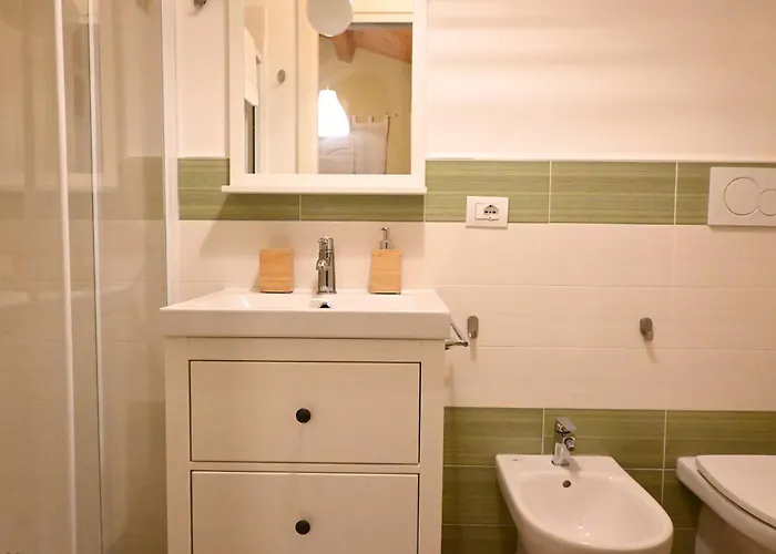 Aurora - Osimo, Nuova Con Piscina Osimo